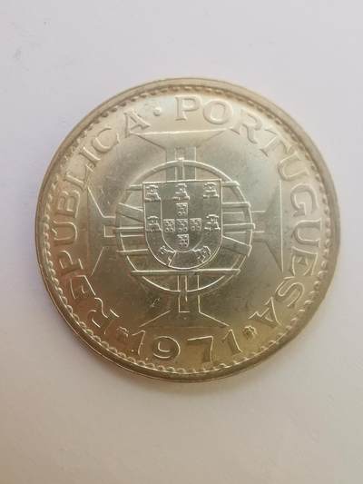 巨藏钱币第二期10月3号8点开拍古今中外硬币专场 澳门1971年5元10克银币