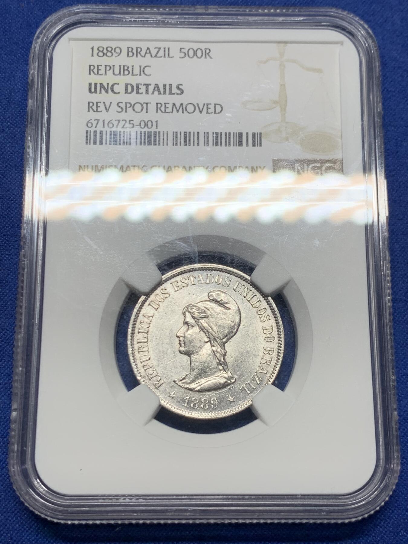《竞宝斋》第424场 周日，周一，周二  3场连拍 （全场包邮） NGC UNCD 1889年巴西共和国500瑞斯，书价UNC50美元，细节见图。