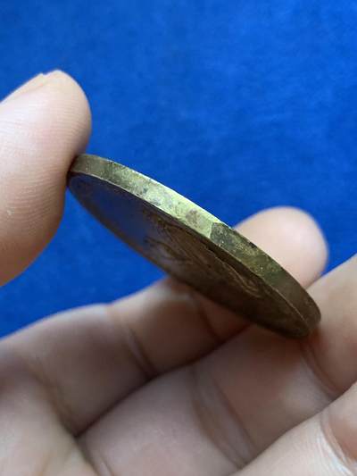 《竞宝斋》第424场 周日，周一，周二  3场连拍 （全场包邮） 德国德紧时期1923年威斯特伐利亚省500马克改吊坠 20.15克 38mm 背面有焊接痕迹