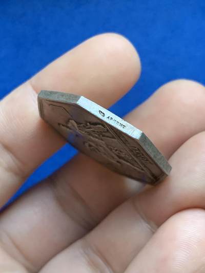 《竞宝斋》第424场 周日，周一，周二  3场连拍 （全场包邮） 法国商业贸易八角银质代币，墨丘利坐像，丰饶角AR边铭，31.3mm，16.3克