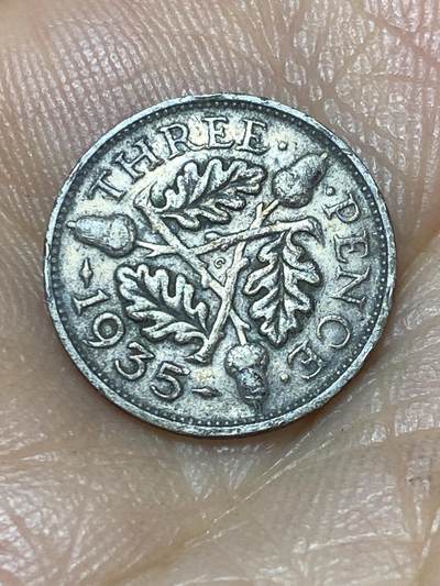 2025年第九十八场(总第一百二十四场）外国好品散币(免佣金) - 英国🇬🇧1935年3便士银币(乔治五世第三版，500银)