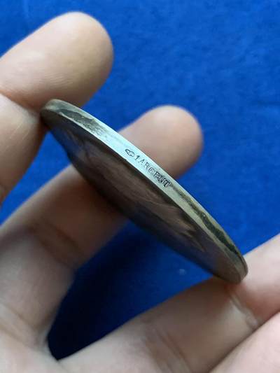 《竞宝斋》第424场 周日，周一，周二  3场连拍 （全场包邮） 1921年法国巴黎参议院授予克拉韦耶银质奖章  Louis Claveille [1860-1926] 为法国工程师、政治家，曾任法国公共工程部长，主导一战期间重大基础设施建设项目。59克，49.4mm，丰饶角1银标，带盒。