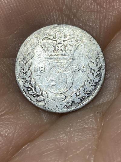 2025年第九十八场(总第一百二十四场）外国好品散币(免佣金) - 英国🇬🇧1886年3便士银币(维多利亚女王青年头像，925高银)
