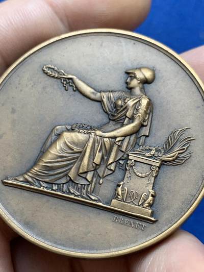 《竞宝斋》第424场 周日，周一，周二  3场连拍 （全场包邮） 巴黎索邦大学女子中等教育协会纪念铜章 53.2克 45mm 丰饶角铜标 带盒