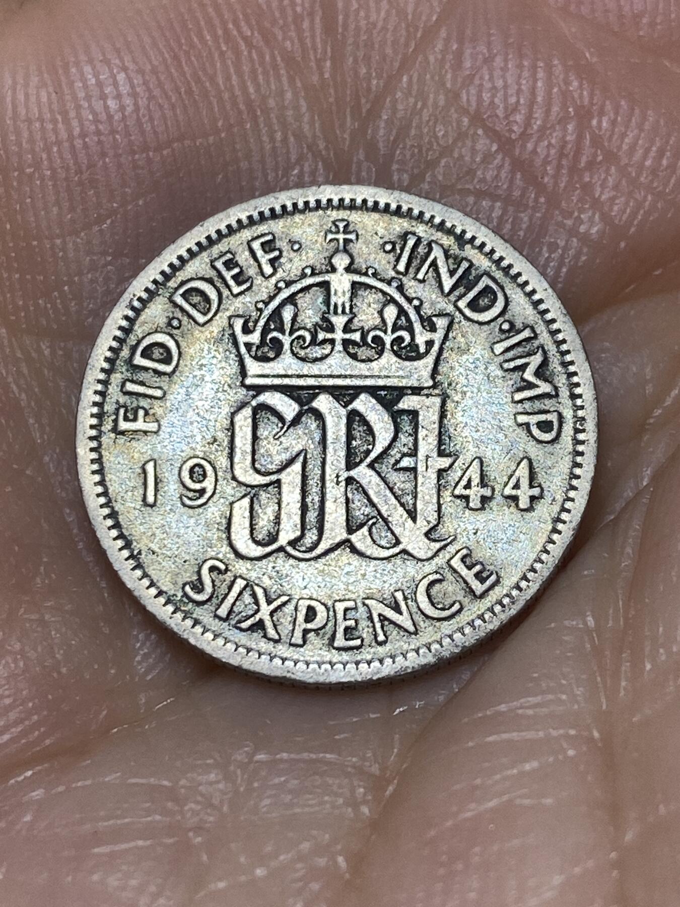 2025年第九十八场(总第一百二十四场）外国好品散币(免佣金) 英国🇬🇧1944年6便士银币(乔治六世第一版，500银)