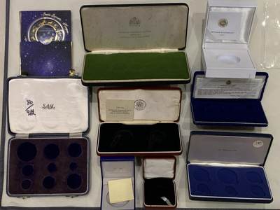 《竞宝斋》第424场 周日，周一，周二  3场连拍 （全场包邮） 币盒章盒10个一组，所见即所得，细节见图