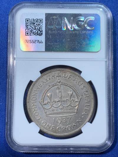 《竞宝斋》第424场 周日，周一，周二  3场连拍 （全场包邮） NGC MS63 澳大利亚1937年乔六高银克朗  澳大利亚唯一的克朗银币，漂亮的彩包浆。