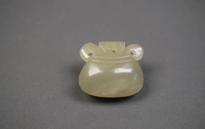 江南站11杂项场 - 和田玉精美挂件