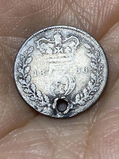 2025年第九十八场(总第一百二十四场）外国好品散币(免佣金) - 英国🇬🇧1886年3便士银币(维多利亚女王青年头像，925高银)