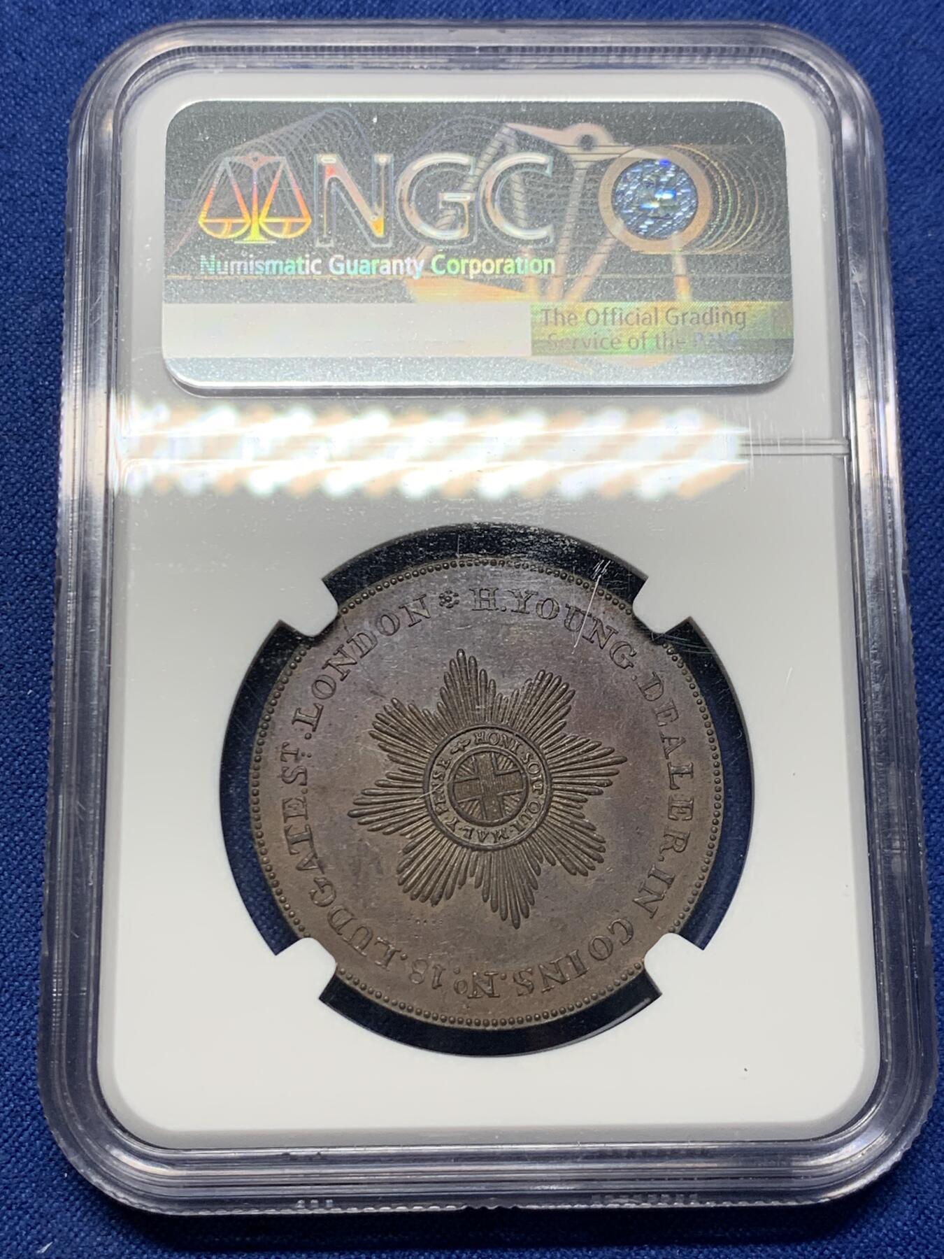 《竞宝斋》第424场 周日，周一，周二  3场连拍 （全场包邮） NGC MS63BN 英国1794年米德尔塞克斯郡1便士Token大铜币，非常漂亮的设计，正面建筑细节堪称纤毫毕现，精美程度令人叹为观止。1便士Token远比半便士少见的多