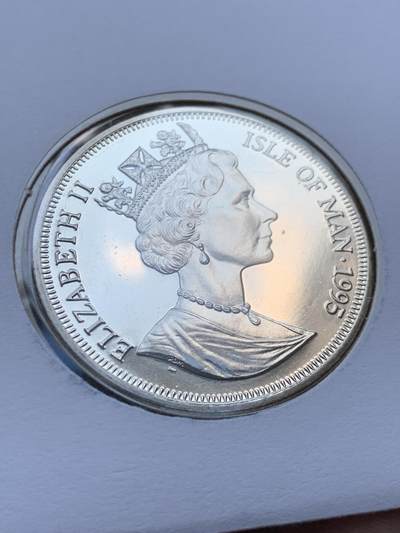 《竞宝斋》第424场 周日，周一，周二  3场连拍 （全场包邮） 英国马恩岛1995年西柏林空运50周年限量纪念邮币封。二战后西柏林世界焦点，东西两大阵营炙热争夺，政治，军事，工业，意志的碰撞，冷战的开始。