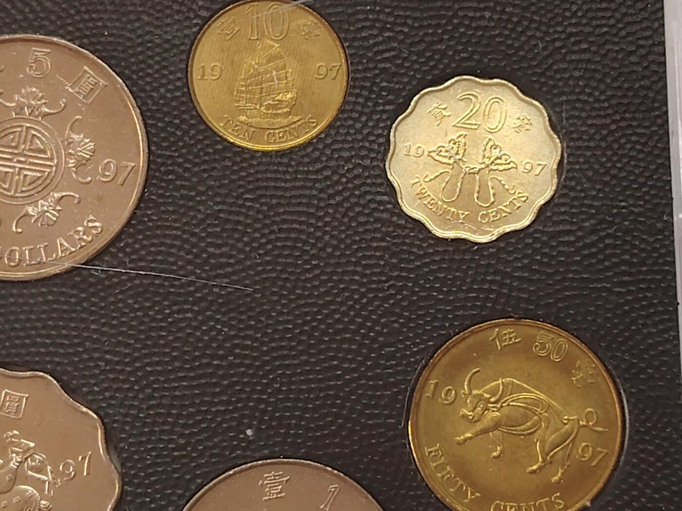 布加迪🐬～世界钱币(上海)🌾第 245 期 /  各国套币和散币 香港🇭🇰 1997年 6枚回归套币