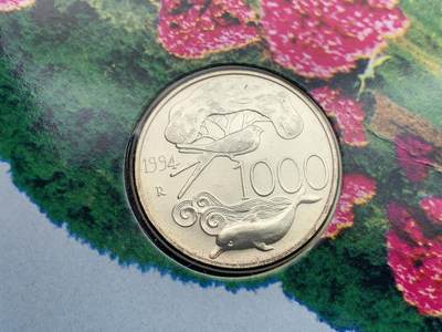 《竞宝斋》第424场 周日，周一，周二  3场连拍 （全场包邮） 意大利1994年花神1000里拉银币 原册 835银 14.6克