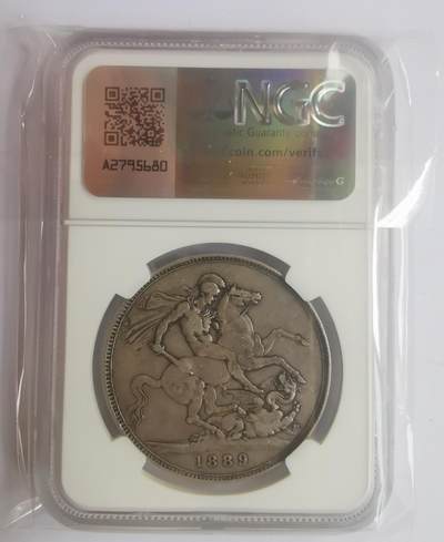 巨藏钱币第二期10月3号8点开拍古今中外硬币专场 NGC-VF35英国1889年1克朗马剑银币高冠头