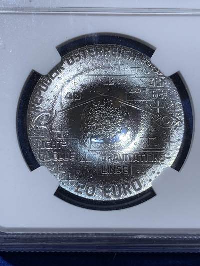 《竞宝斋》第424场 周日，周一，周二  3场连拍 （全场包邮） NGC PF70UC 首期蓝标 奥地利2025年超新星系列爱因斯坦环精制银币 带盒证