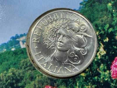 《竞宝斋》第424场 周日，周一，周二  3场连拍 （全场包邮） 意大利1994年花神1000里拉银币 原册 835银 14.6克