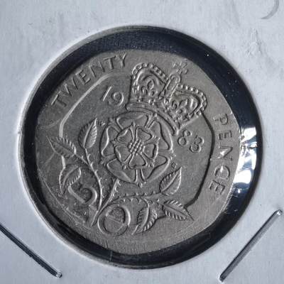 沼泽如烟--第857场 - 英国1983年20便士