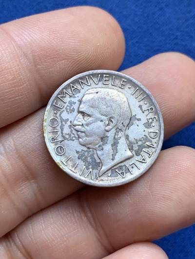 《竞宝斋》第424场 周日，周一，周二  3场连拍 （全场包邮） 意大利1927年鹰与束斧5里拉银币