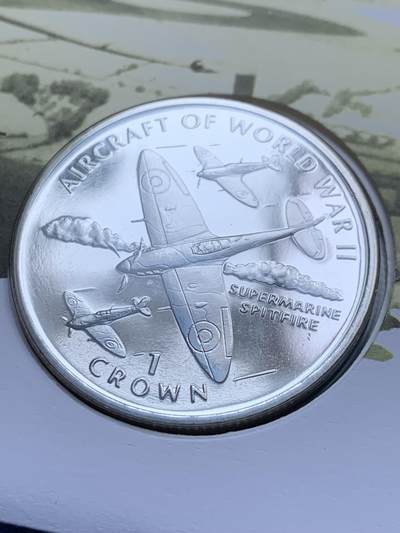 《竞宝斋》第424场 周日，周一，周二  3场连拍 （全场包邮） 英国马恩岛1995年西柏林空运50周年限量纪念邮币封。二战后西柏林世界焦点，东西两大阵营炙热争夺，政治，军事，工业，意志的碰撞，冷战的开始。