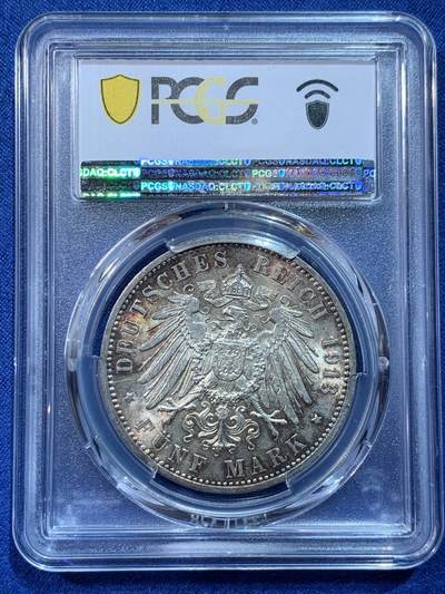 《竞宝斋》第424场 周日，周一，周二  3场连拍 （全场包邮） PCGS MS63 德国1913J 汉堡-双狮5马克银币 双面环五彩包浆，底板双面转光，状态难得。