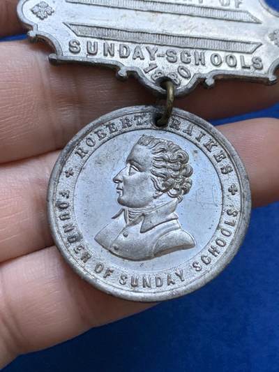 《竞宝斋》第424场 周日，周一，周二  3场连拍 （全场包邮） 英国罗伯特·雷格斯纪念章 罗格斯为英国圣公会