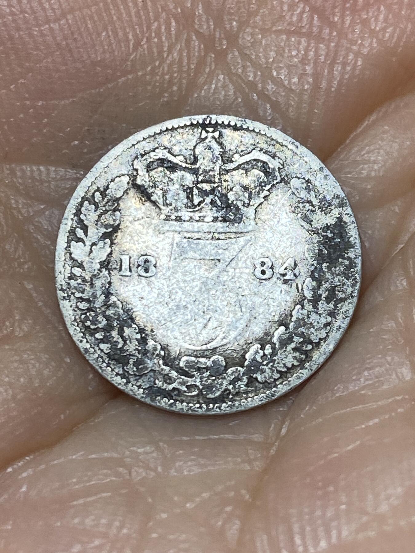 2025年第九十八场(总第一百二十四场）外国好品散币(免佣金) 英国🇬🇧1884年3便士银币(维多利亚女王青年头像，925高银)