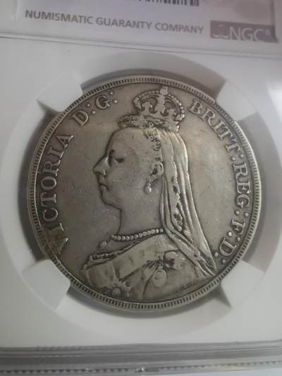 巨藏钱币第二期10月3号8点开拍古今中外硬币专场 NGC-VF35英国1889年1克朗马剑银币高冠头