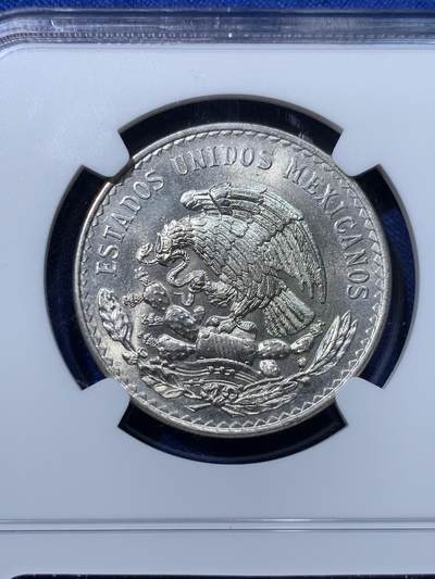 《竞宝斋》第424场 周日，周一，周二  3场连拍 （全场包邮） NGC MS64 墨西哥1947Mo莫雷诺斯1比索纪念银币 高分好品