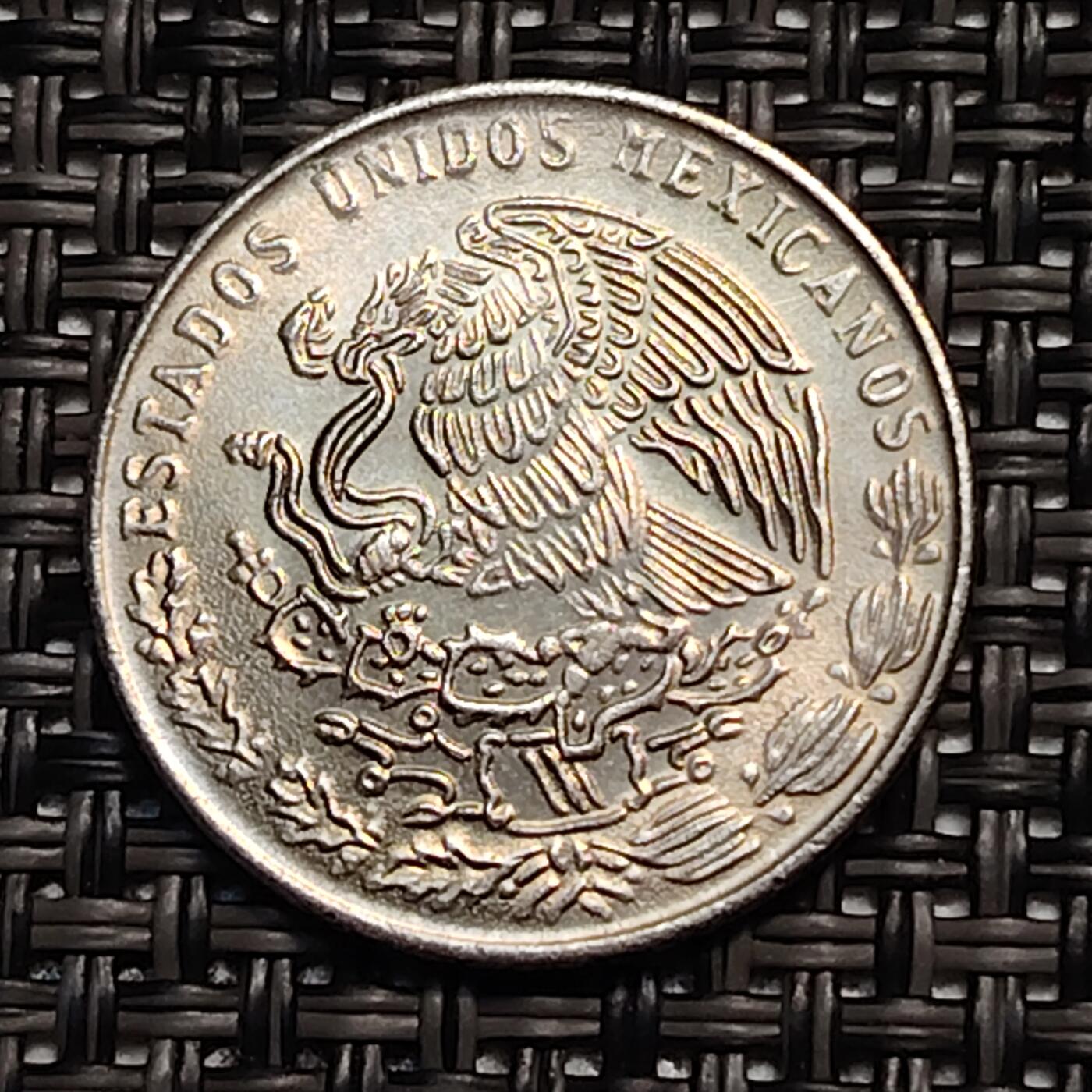 布加迪🐬～世界钱币(上海)🌾第 246 期 /  各国套币和散币 墨西哥🇲🇽 1975年 20分