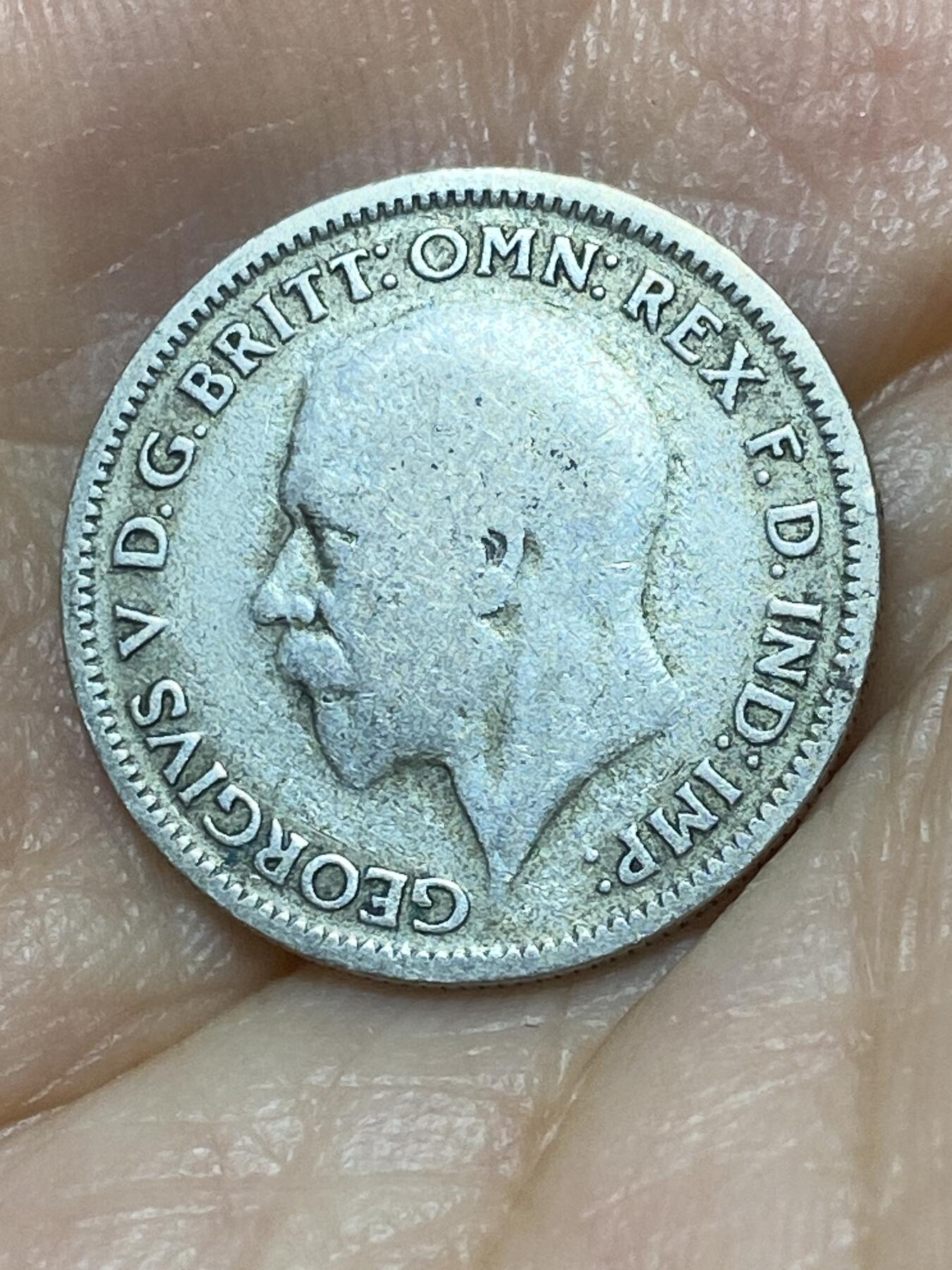 2025年第九十九场(总第一百二十五场）外国好品散币(免佣金) 英国🇬🇧1935年6便士银币(乔治五世第五版，500银)
