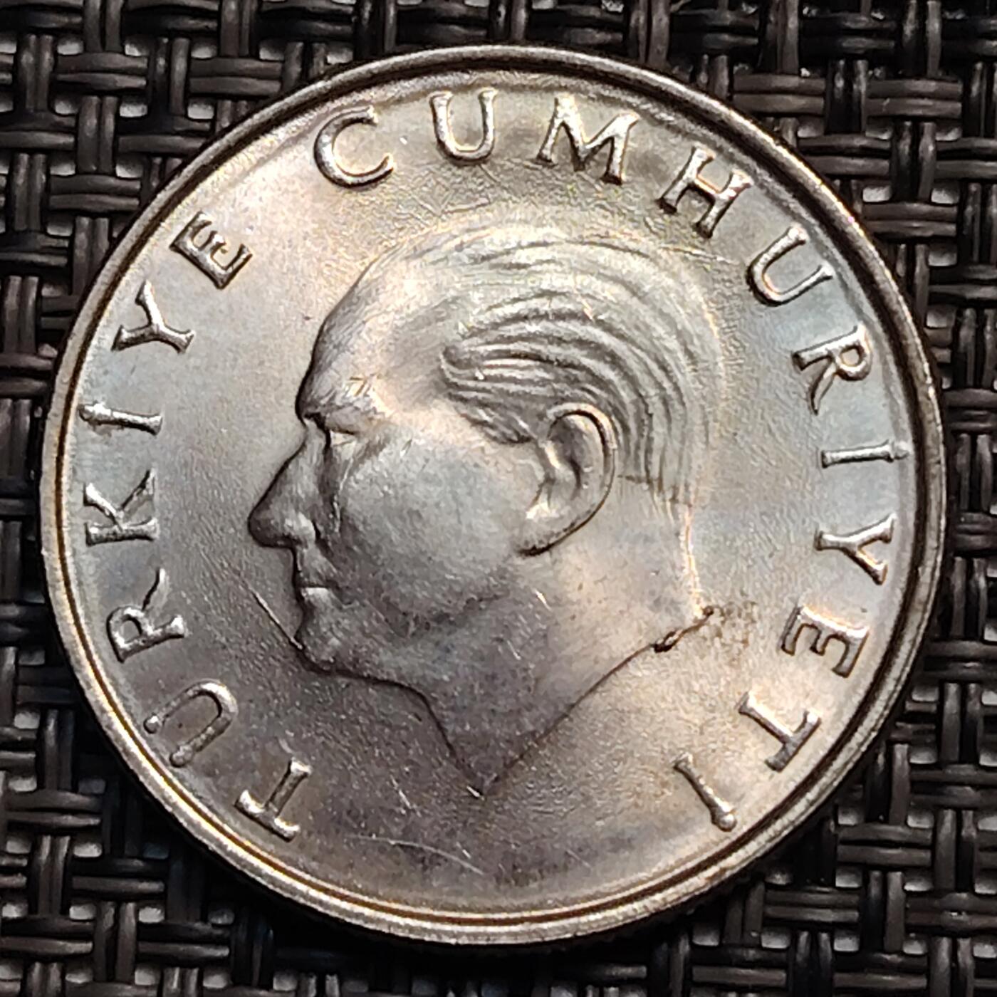 布加迪🐬～世界钱币(上海)🌾第 246 期 /  各国套币和散币 土耳其🇹🇷 1986年 50里拉 原光好品