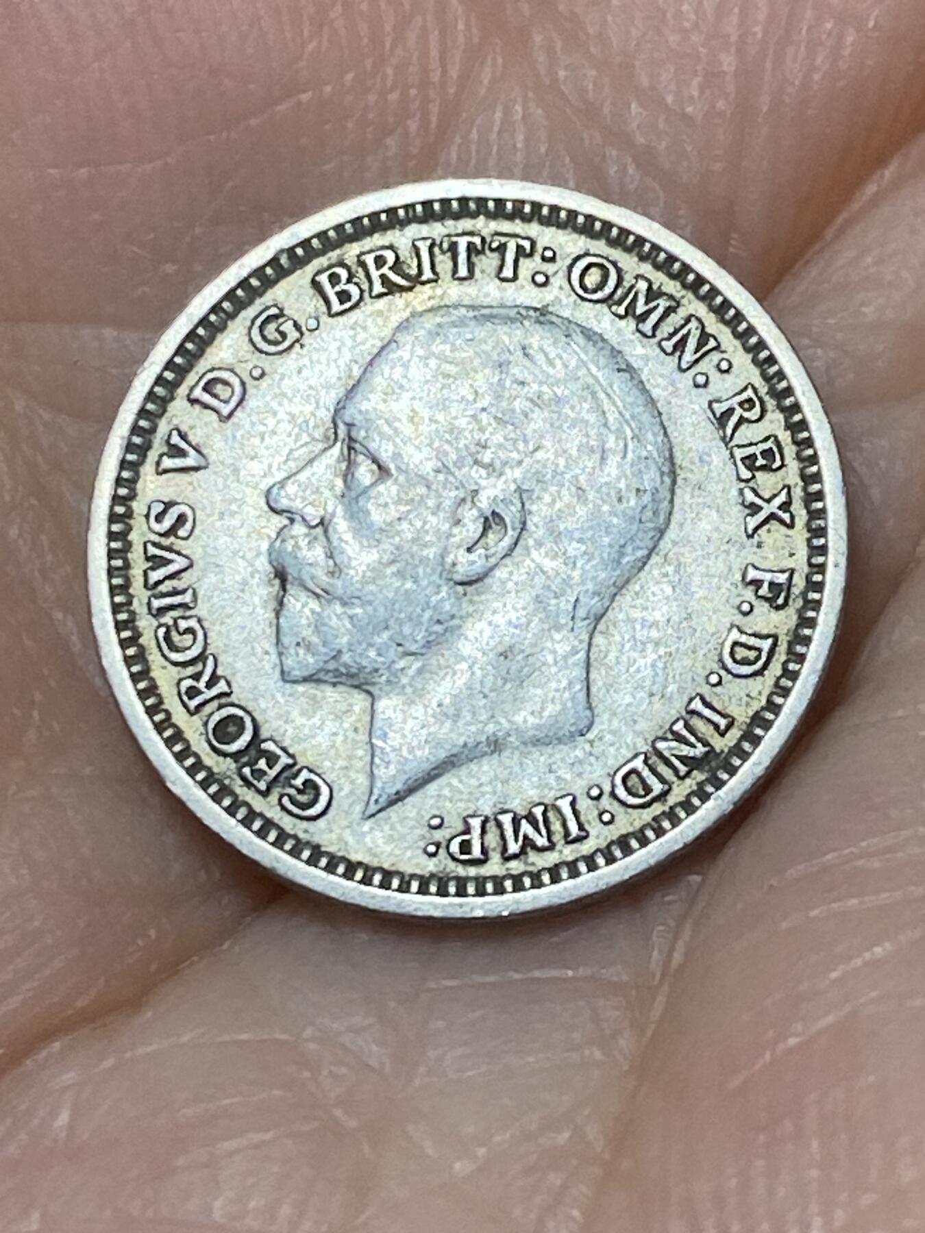 2025年第九十九场(总第一百二十五场）外国好品散币(免佣金) 英国🇬🇧1935年3便士银币(乔治五世第四版，500银)