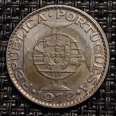 布加迪🐬～世界钱币(上海)🌾第 246 期 /  各国套币和散币 - 澳门🇲🇴 1972年 五毫