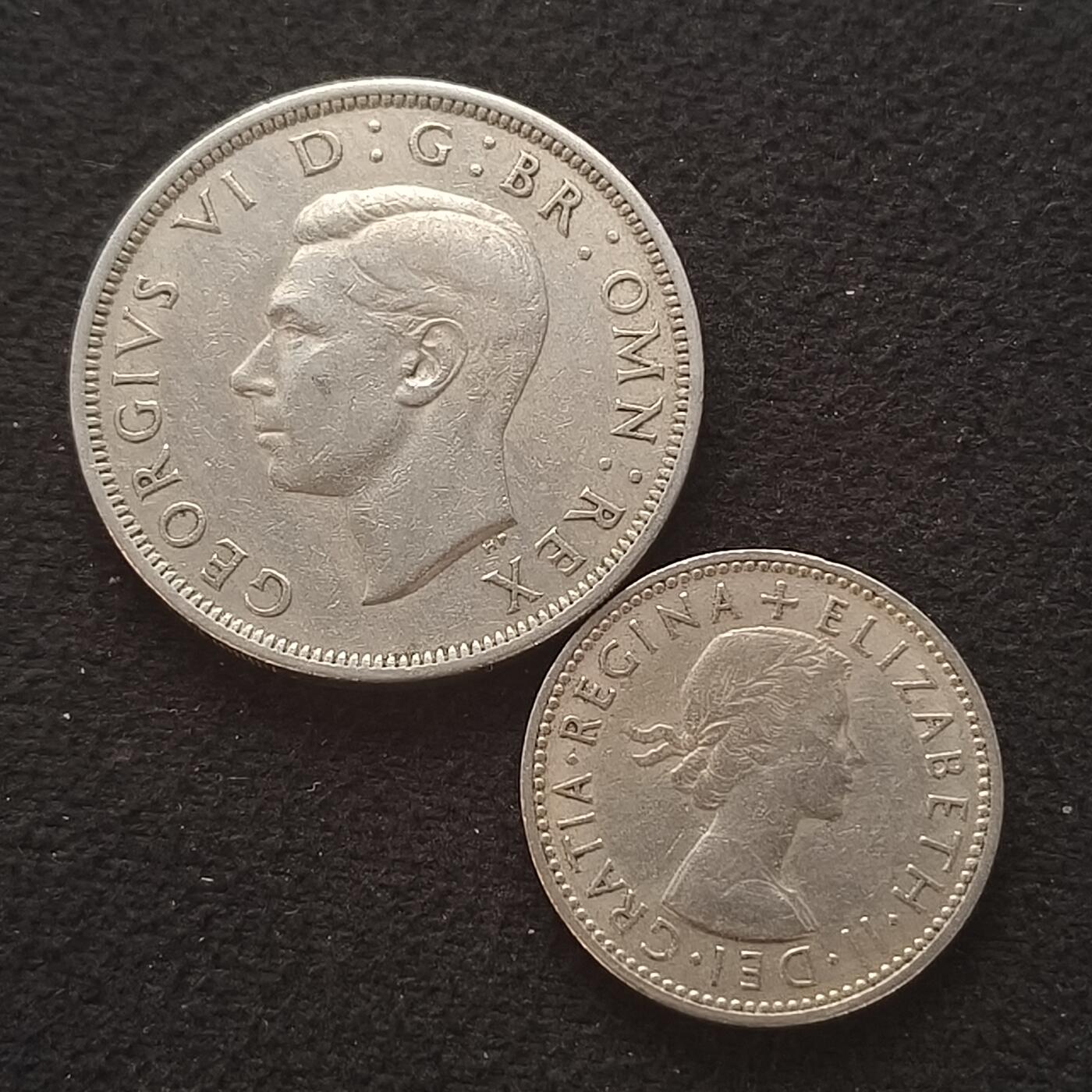 【全场包邮】纯粹捡漏拍464场 英国1950年乔治六世半克朗+1961年女王1先令散币2枚一组