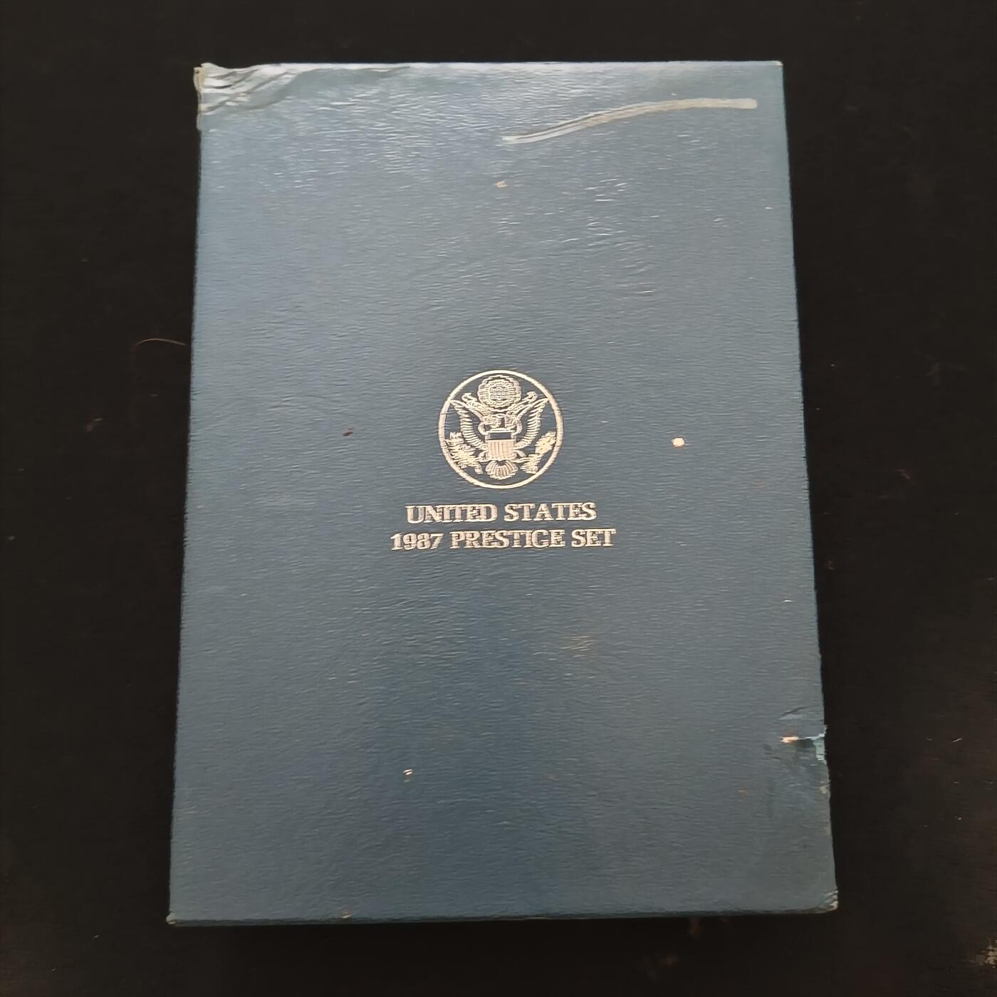 【全场包邮】纯粹捡漏拍465场 美国1987年书册装精制套币-含1元宪法200周年（26.7克）精制纪念大银币