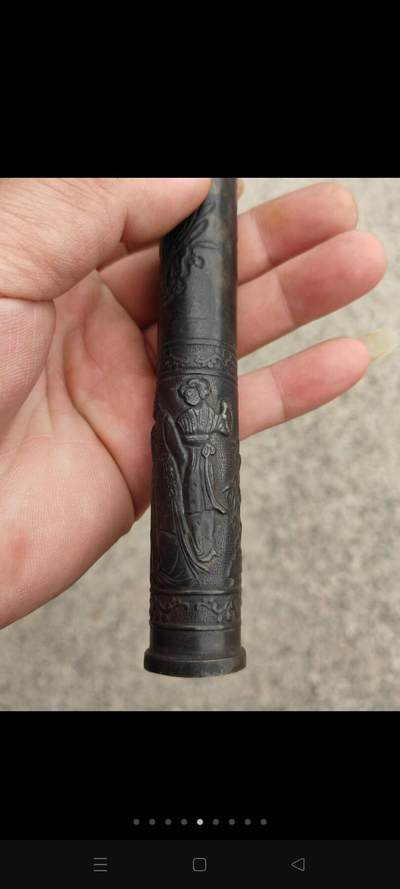 民国时期文房铜信筒，满身鏨刻人物花卉诗文，有底款，保存完好，品相一流 - 民国时期文房铜信筒，满身鏨刻人物花卉诗文，有底款，保存完好，品相一流