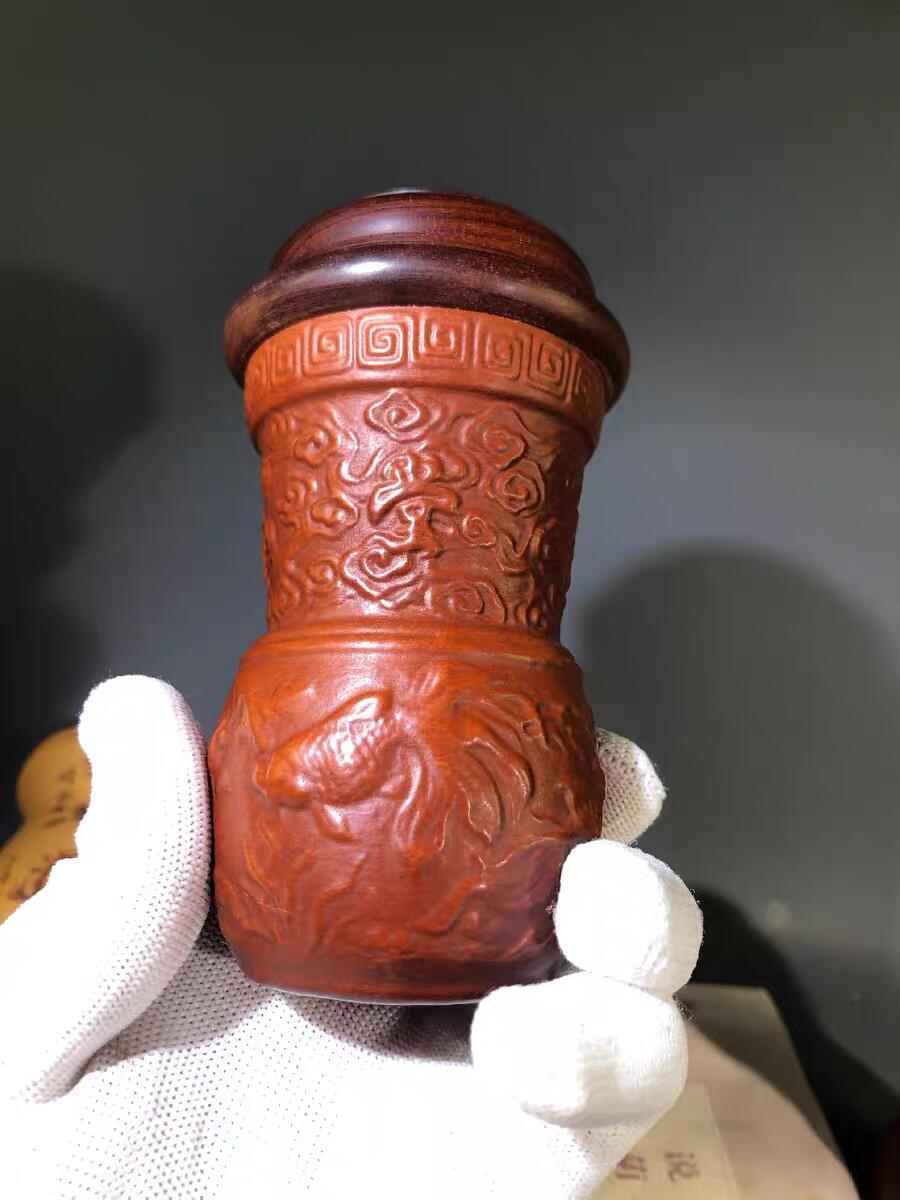 仿官模  金鱼满堂  30的葫芦。品相完整，清晰立体、皮壳老辣。干净一汪水。  包浆厚重。溜光水滑  。老红木口圈   海鲜蒙心   蓄养蝈蝈、扎嘴看好拍文玩不退不换。……