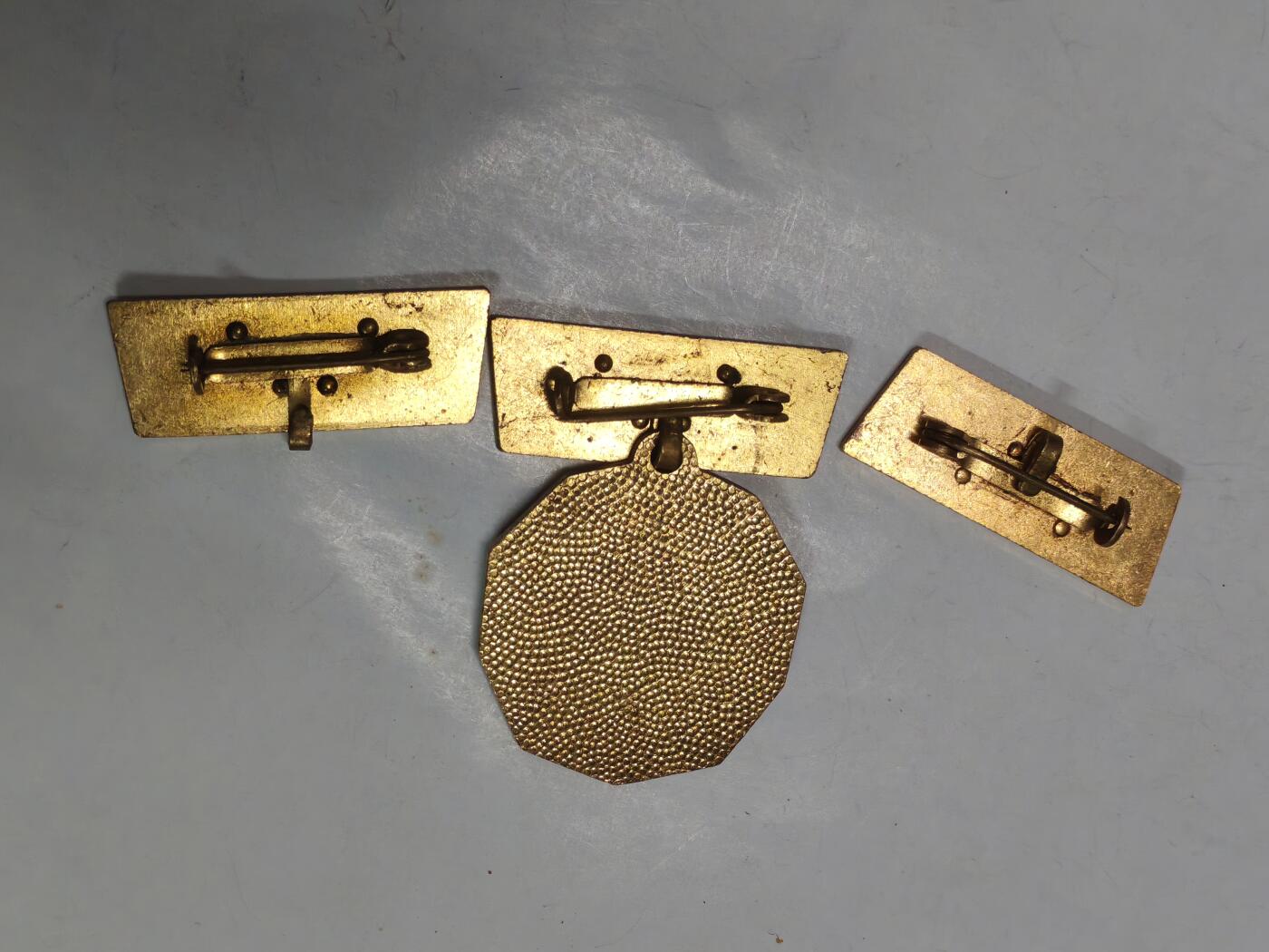 韵星假日拍卖第二十六期 -- Rimey Holidays Auction 26 民主德国体育与技术协会运动射击成就证章