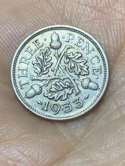 2025年第九十九场(总第一百二十五场）外国好品散币(免佣金) - 英国🇬🇧1933年3便士银币(乔治五世第四版，500银)