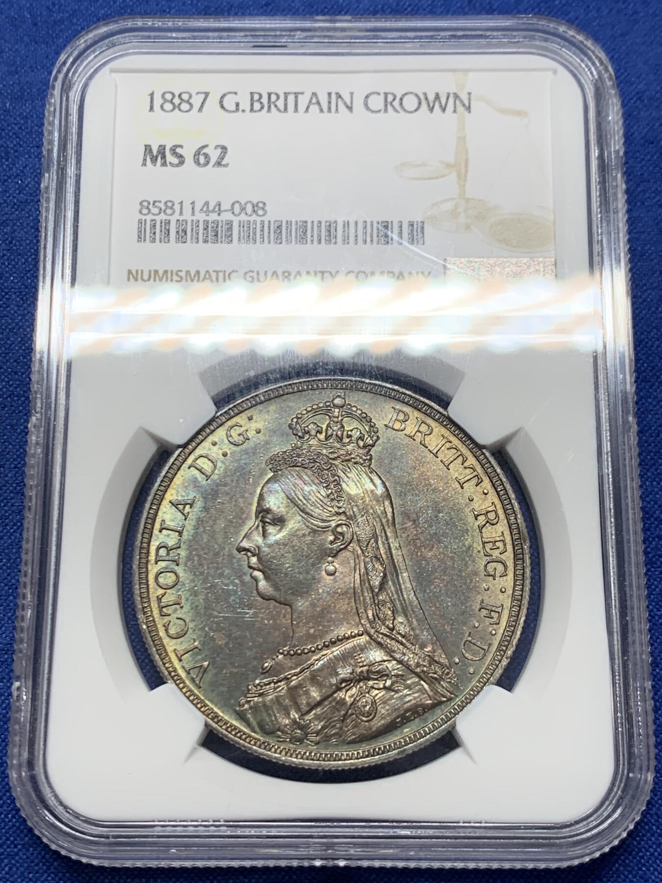 《竞宝斋》第424场 周日，周一，周二  3场连拍 （全场包邮） NGC MS62 英国1887维多利亚高冠马剑银币 兼具酱彩味道和丝滑转光，远超白币的观感