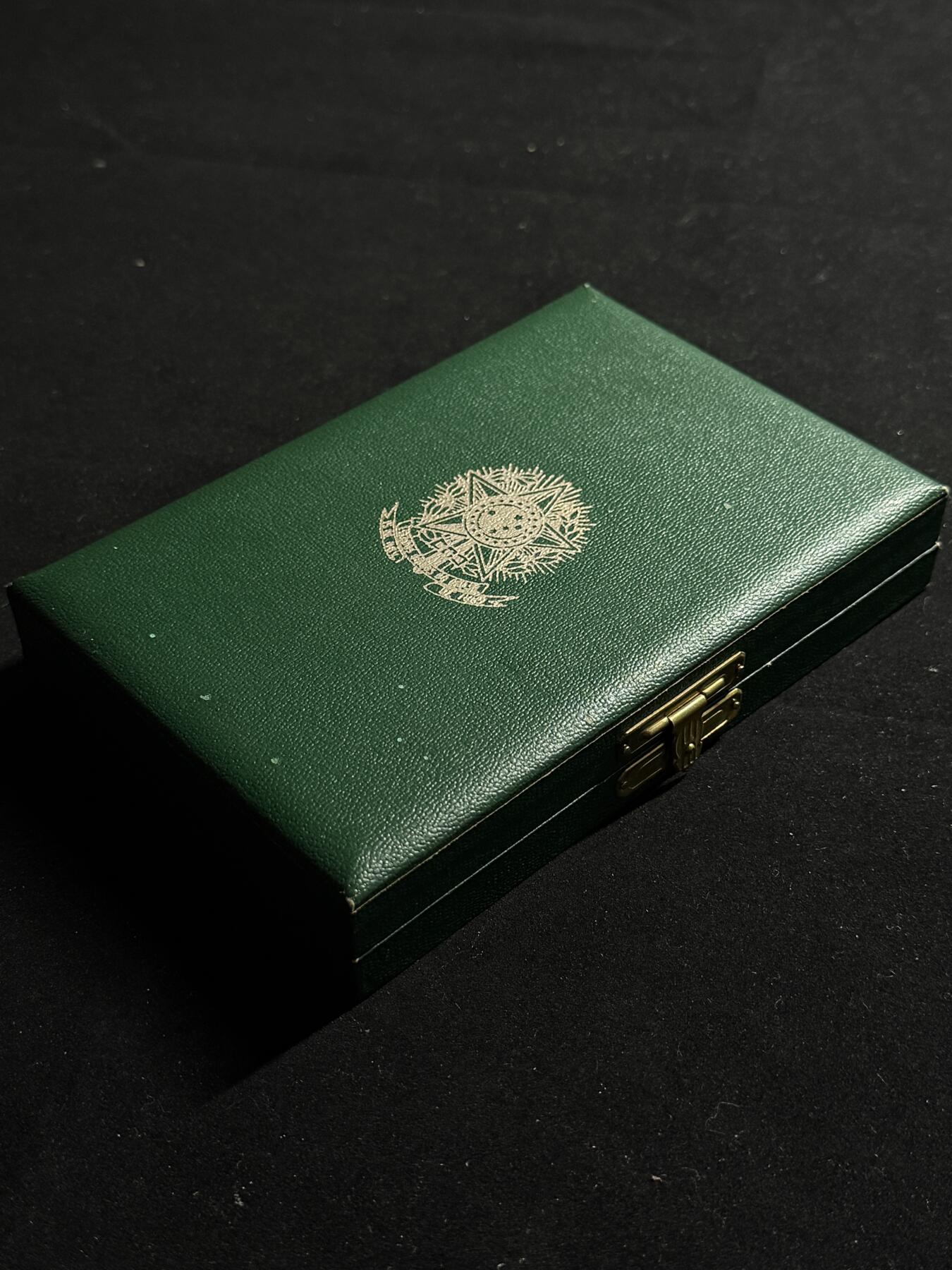 双节同庆！铭记历史！以史为鉴！戎马世界章牌大赏第106期 巴西🇧🇷指挥官级南十字勋章，盒略齐全，银制，珐琅有磕碰
