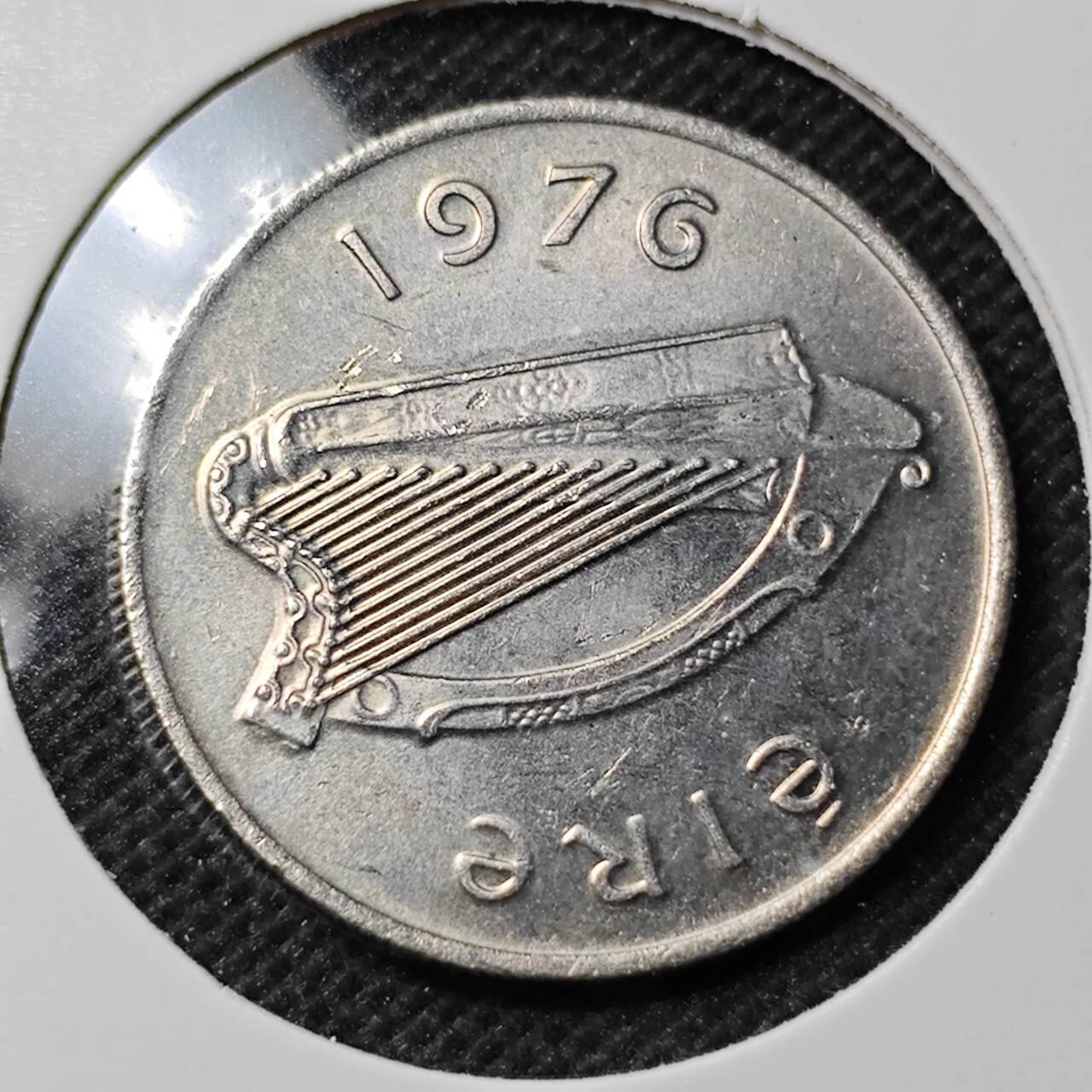 KK钱币收藏小铺 第351场 2月预留时间 周末发货 1976爱尔兰5便士 