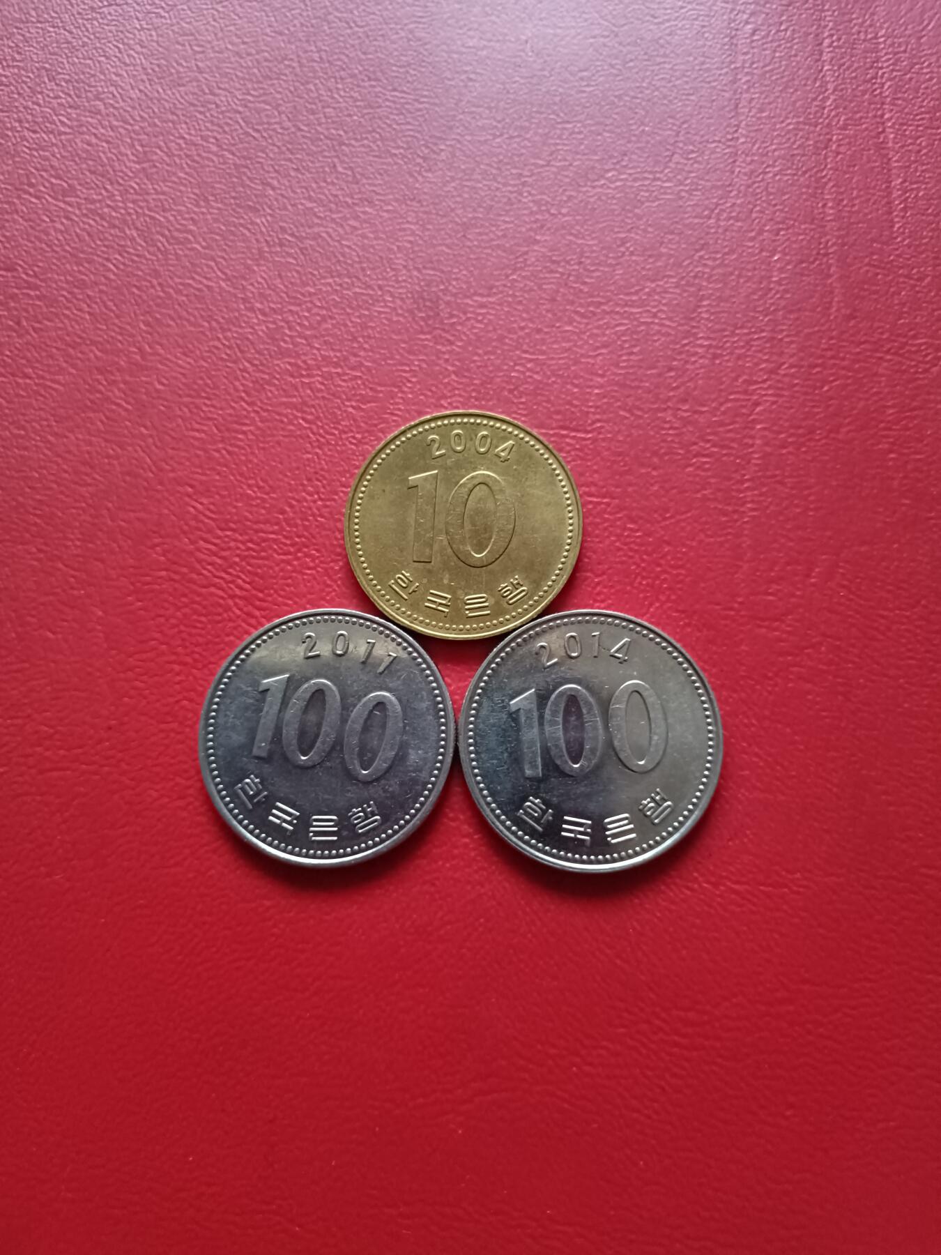 【云涧收藏】第六十七场 韩国10、100元3枚