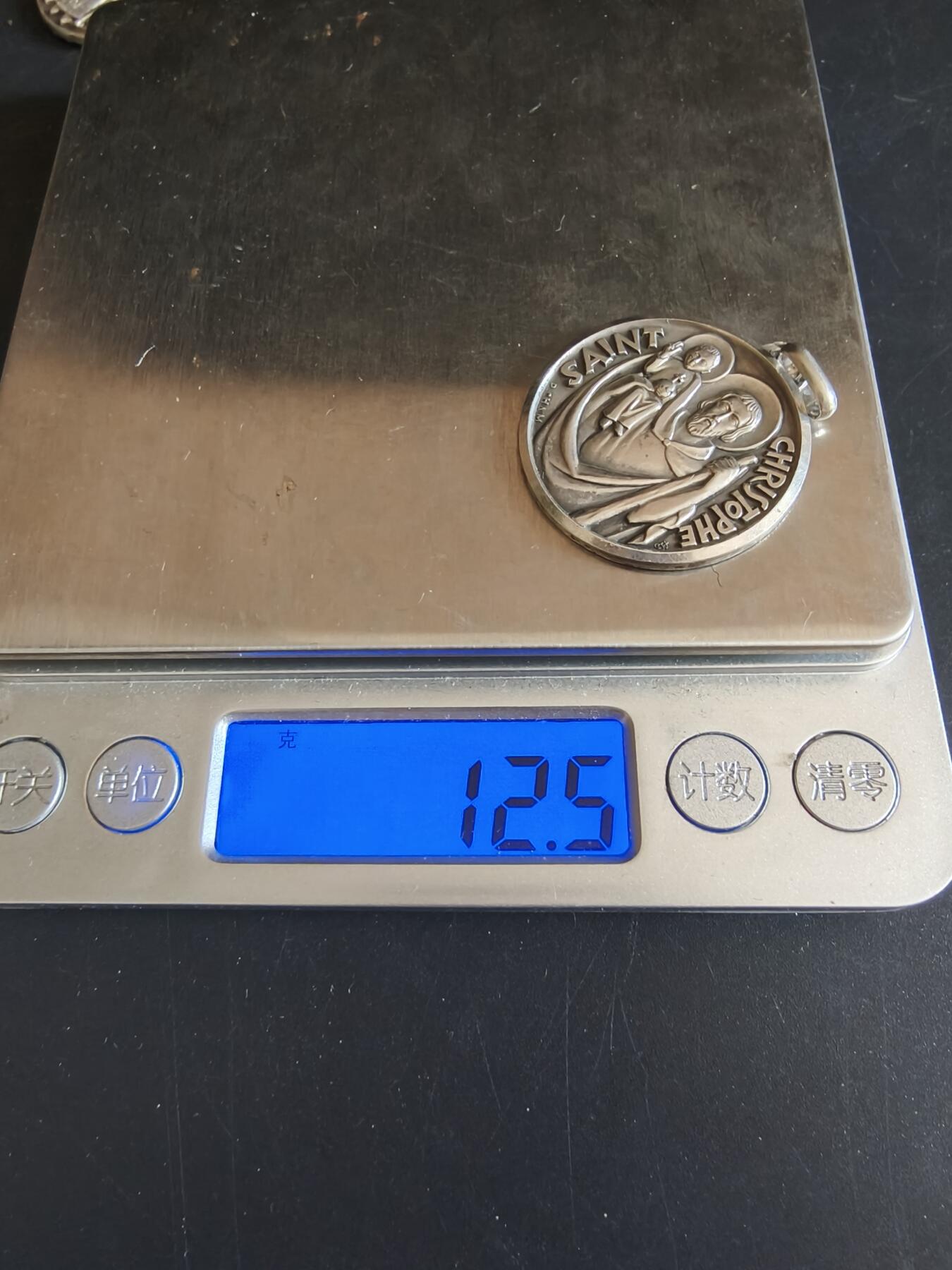 老王徽章第153期 法国天主教会纪念章    银质.   12.5g