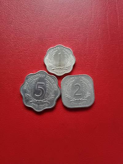 【云涧收藏】第六十七场 - 英属东加勒比花冠女王1、2、5分3枚