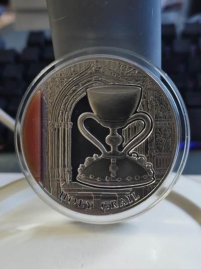 第177期拍卖【长期征集拍品】 - 纽埃2013年历史之谜(2)圣杯2盎司纪念银币，925银，发行1500枚