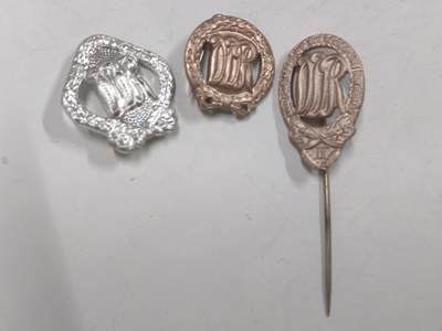韵星假日拍卖第二十六期 -- Rimey Holidays Auction 26 - 民主德国体育技能证章一组