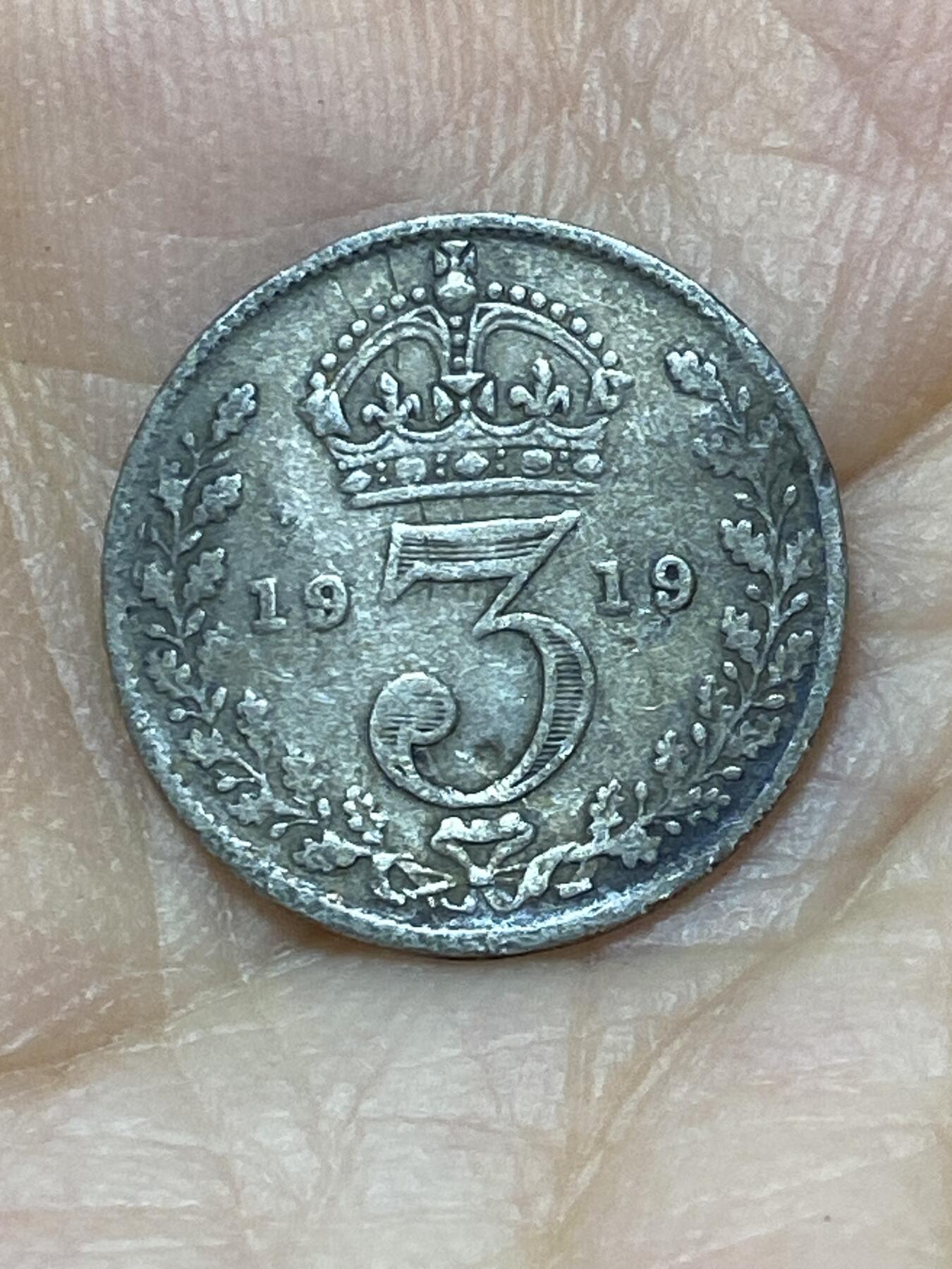 2025年第一百零一场(总第一百二十七场）外国好品散币(免佣金) 英国🇬🇧1919年3便士银币(乔治五世第一版，925高银)