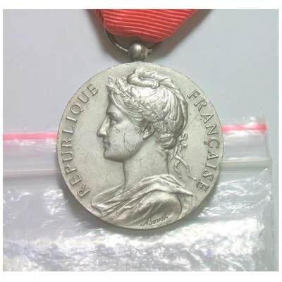 【银】法国1972年女神头像 高浮雕精制银章 带绶带 30MM 13克 - 【银】法国1972年女神头像 高浮雕精制银章 带绶带 30MM 13克