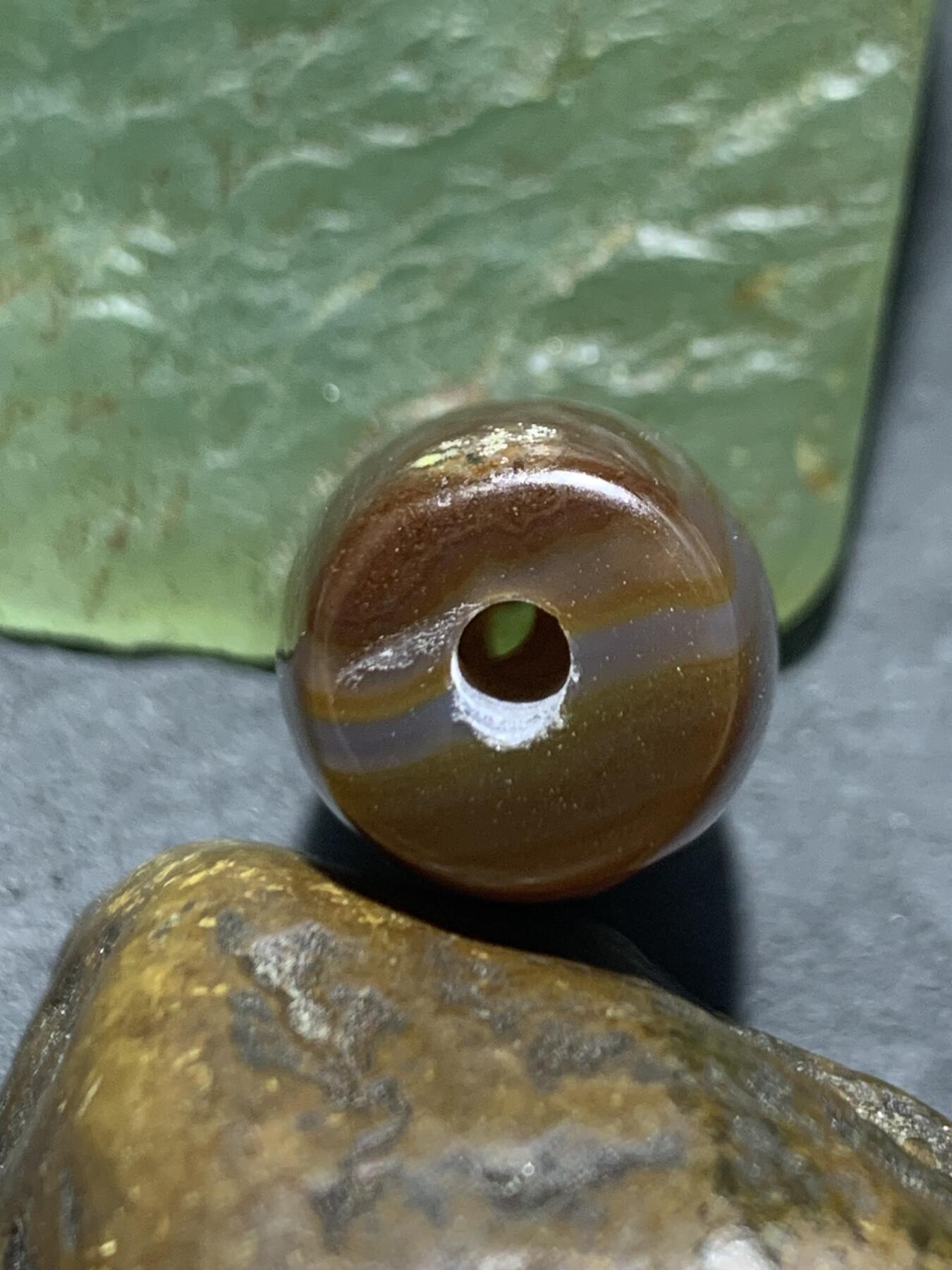 高玉化天眼缠丝玛瑙通货随形桶珠一颗